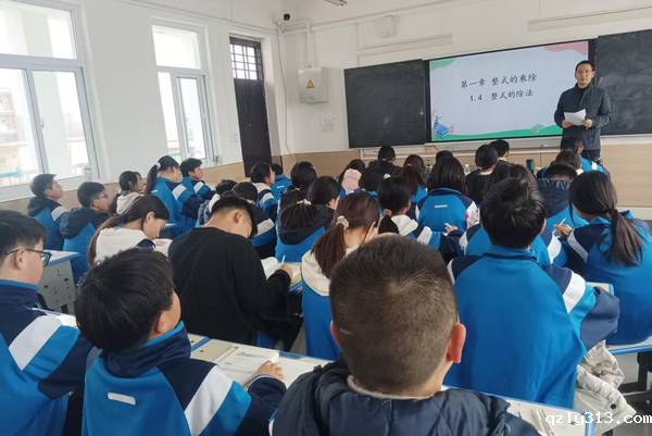 送教课堂精彩纷呈，城乡师生共成长